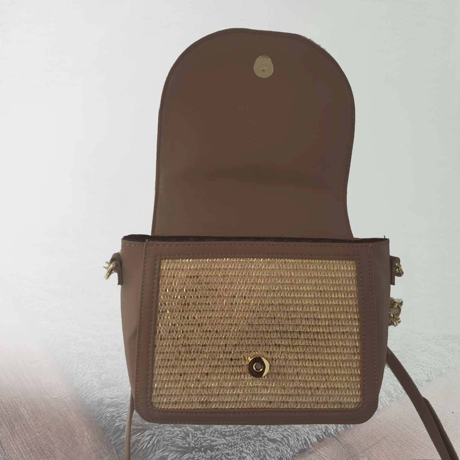 Bolsa Para Dama Steve Madden Color Beige Crossbody Beige
